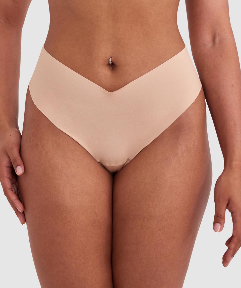 Smooth Comfort High Waist V-String Knicker - Nude