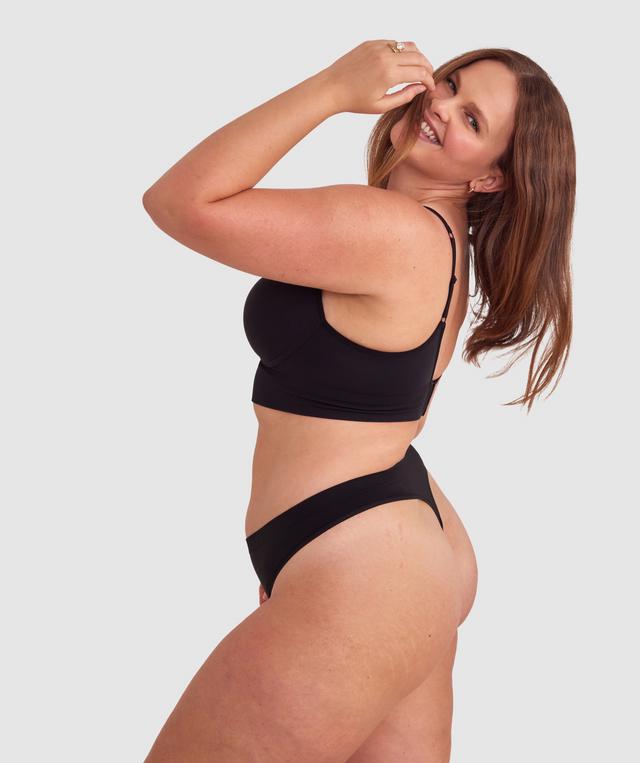 Base Layers V String - Black