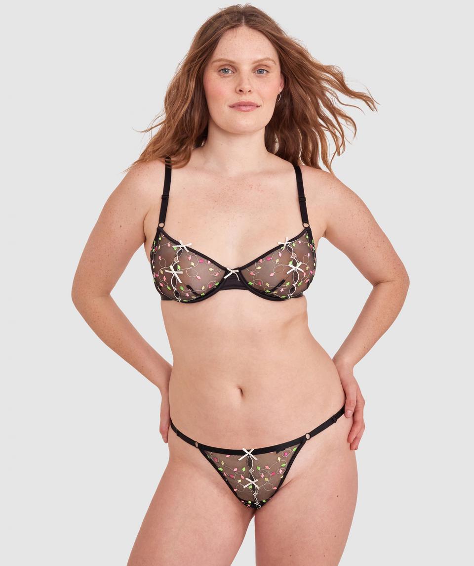 Night Games Turn Me On Unlined String Set - Black