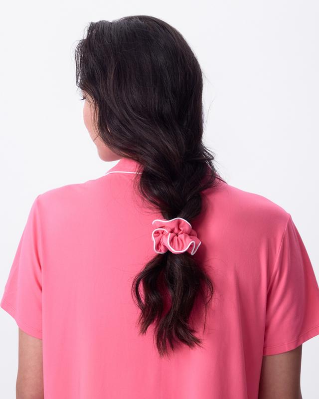 Emilia Scrunchie - Hot Pink
