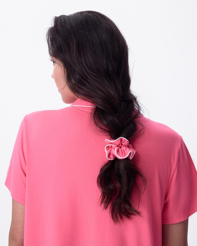 Emilia Scrunchie - Hot Pink