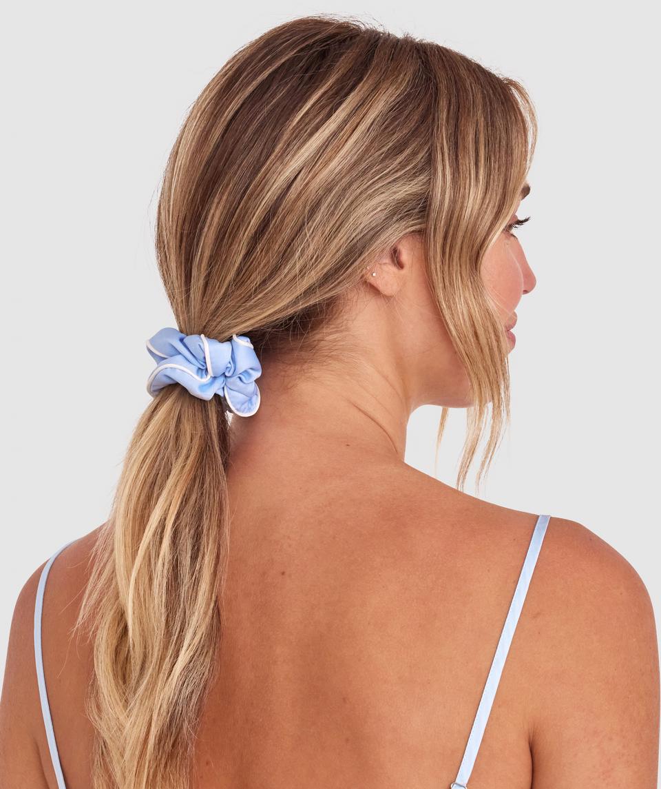 Scrunchie With Piping - Light Blue/Ivory