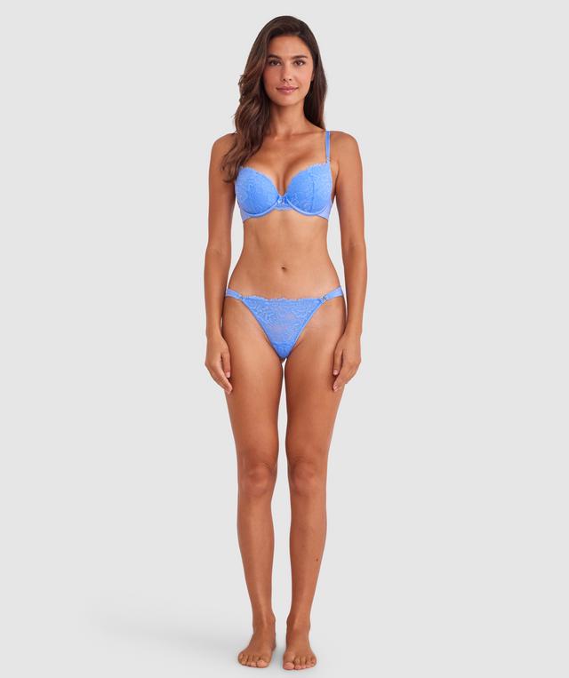Tamara is wearing a 10B/C top and 10 bottom with bust 82cm waist 64cm and hip 88cm. She stands at 173cm/5'6in.