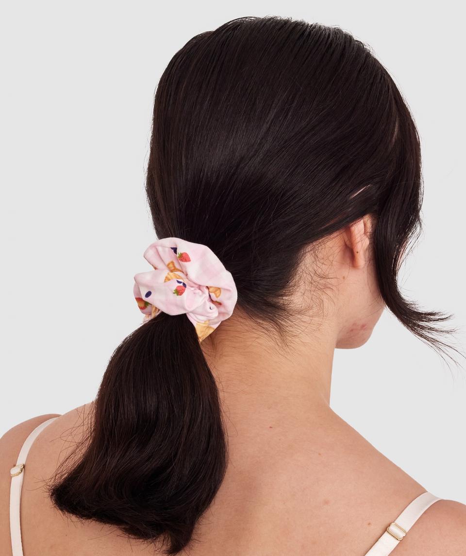 Butter & Berries Scrunchie - Print Check/Pink