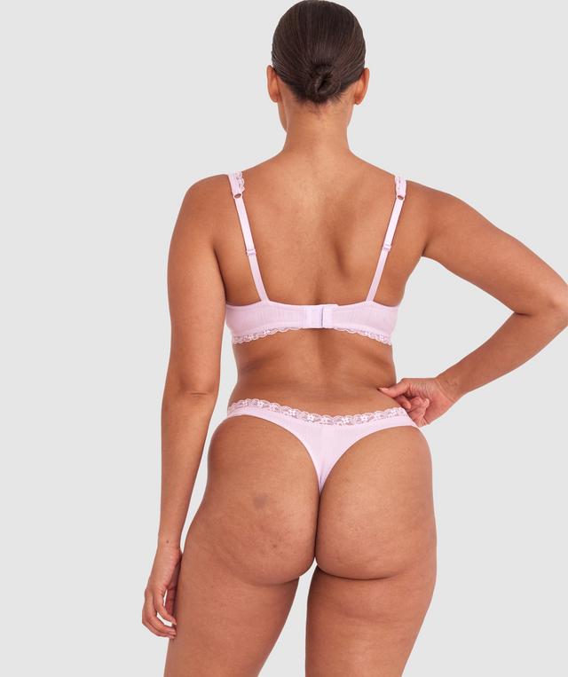 Shimma is wearing a 12 DD top and 12 bottom with bust 94cm/37in waist 70cm/27 1/2in and hip 107cm/42in. She stands at 175cm/5'9in.