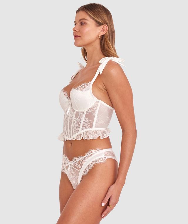 Olivia is wearing a 10B/C top and 10 bottom with bust 81cm/32in waist 65cm/25 1/2in and hip 99cm/39in. She stands at 177cm/5'9in.
