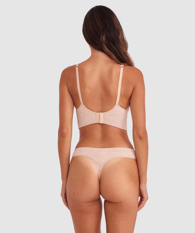 Tamara is wearing a 10B/C top and 10 bottom with bust 82cm waist 64cm and hip 88cm. She stands at 173cm/5'6in.