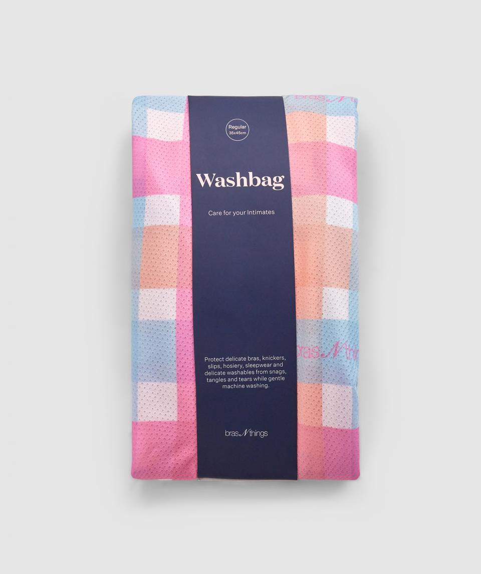 Azlin Check Large Washbag - Print Check
