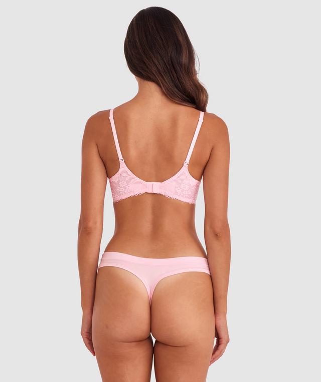 Tamara is wearing a 10B/C top and 10 bottom with bust 82cm waist 64cm and hip 88cm. She stands at 173cm/5'6in.