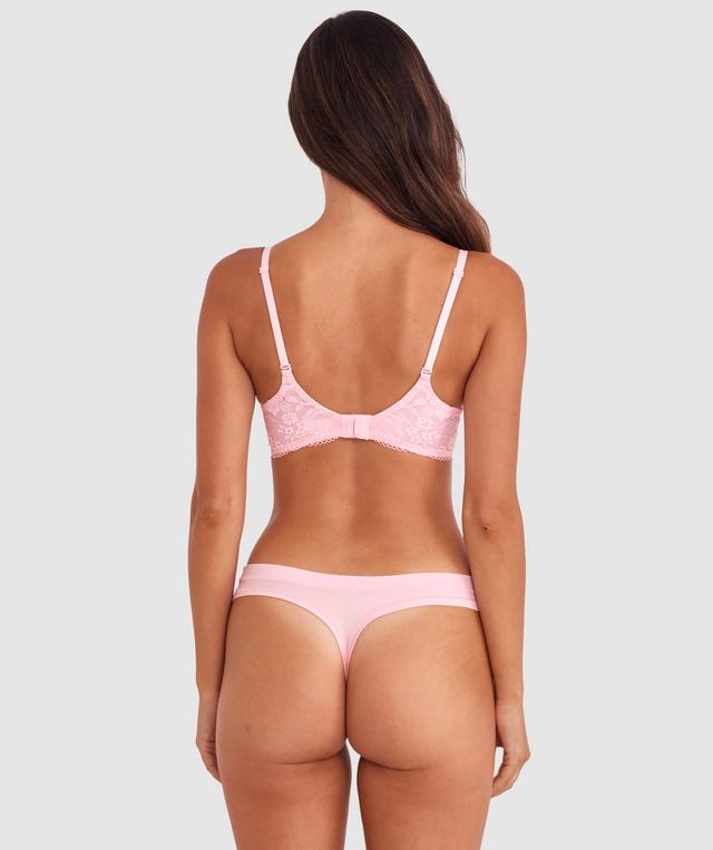 Tamara is wearing a 10B/C top and 10 bottom with bust 82cm waist 64cm and hip 88cm. She stands at 173cm/5'6in.
