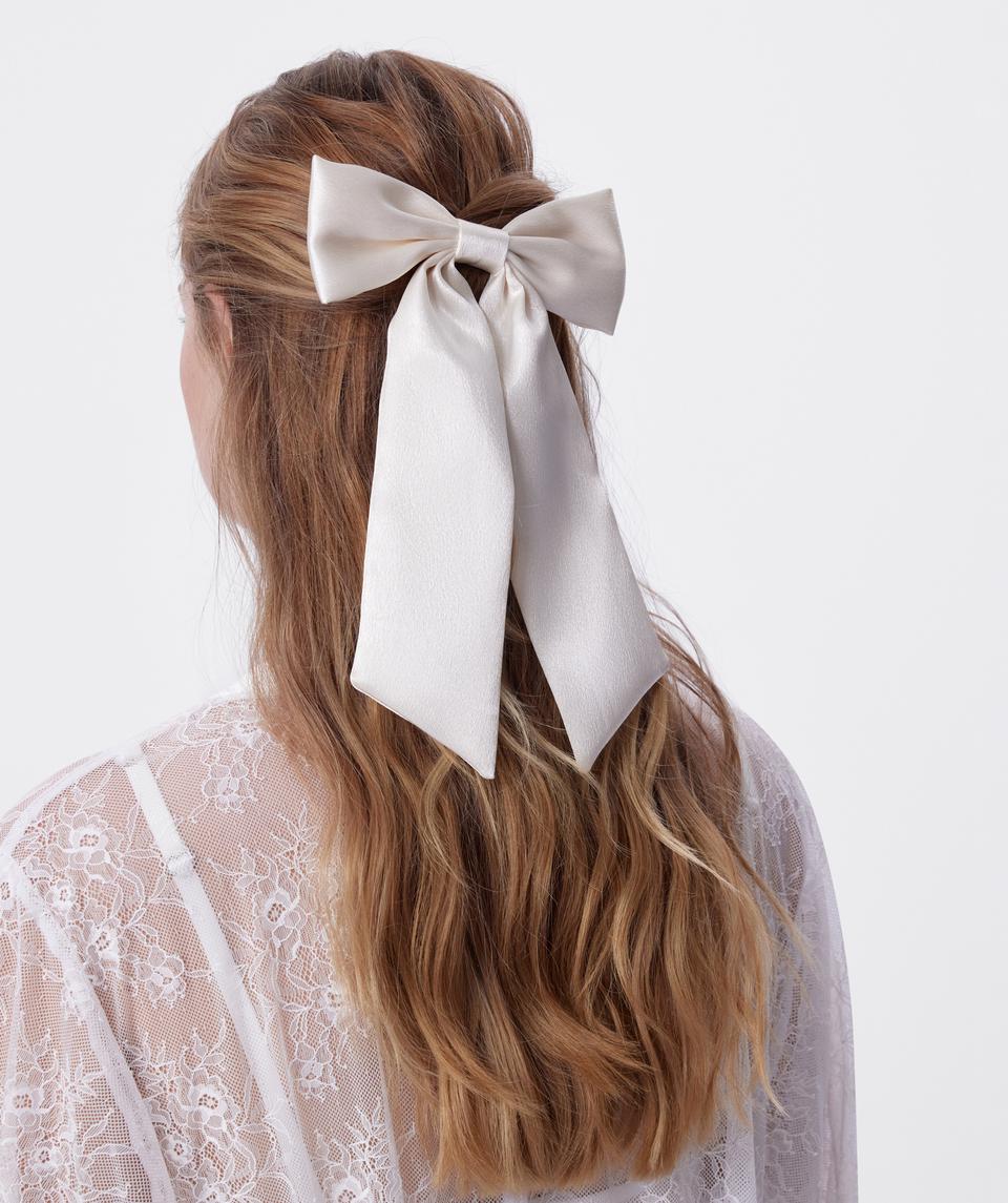 Bow Hair Clip - Ivory