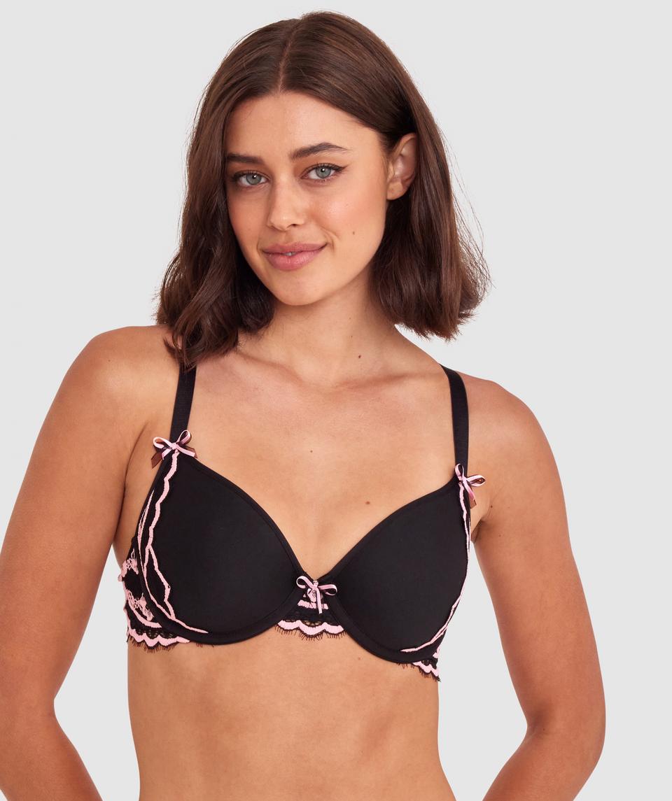 Mia is wearing a 10BC bra and size 10 underwear, with bust 82cm/32.5in, waist 69cm/27in, and hip 91cm/36in. She stands at 171cm/5'7.5in.