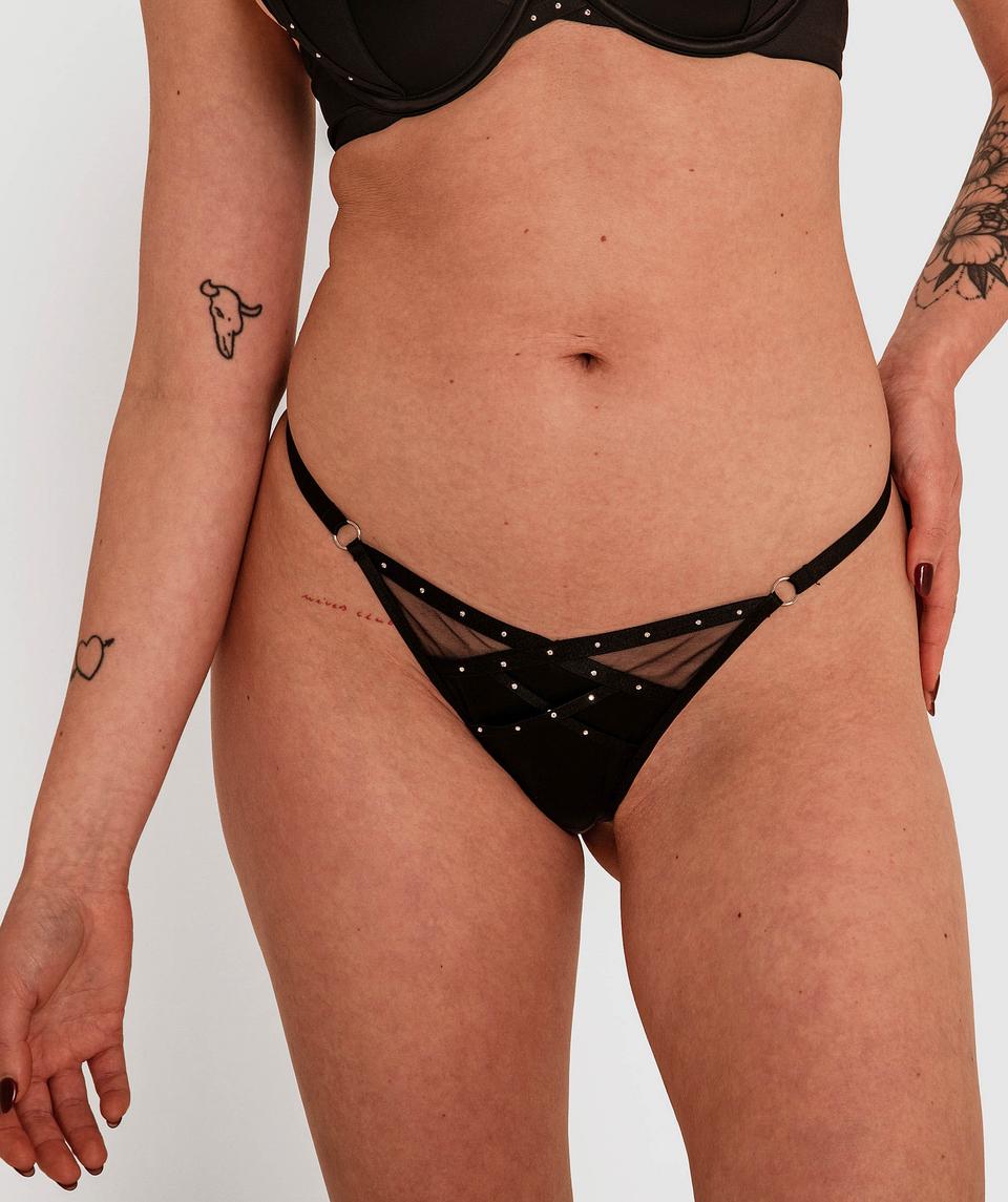 Cher V String - Black