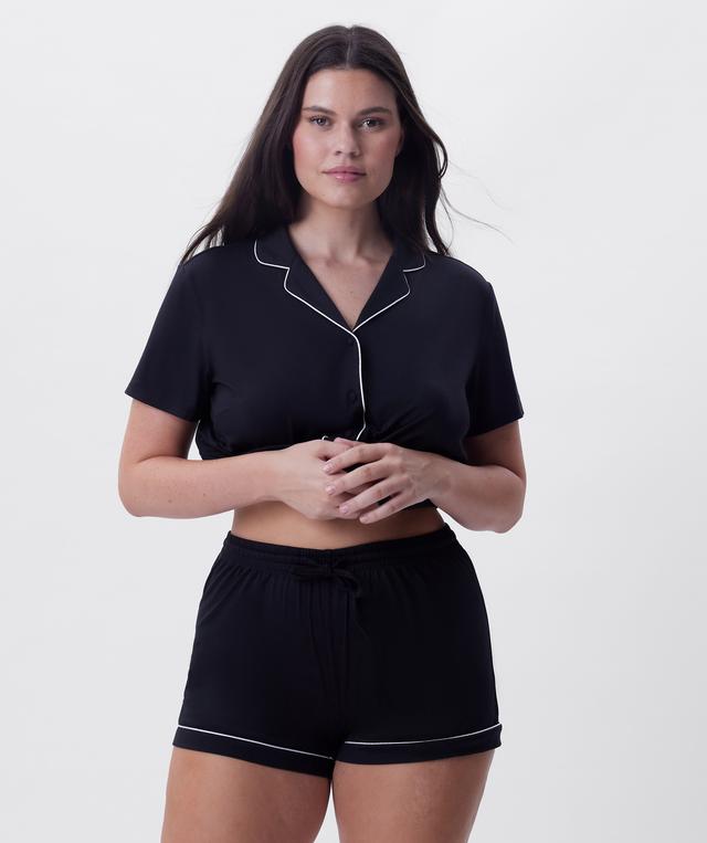 Emilia Short - Black