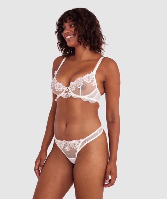 Enchanted Blooms Of Lisse V String - Ivory