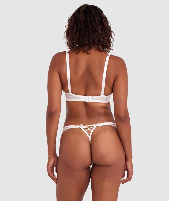 Enchanted Blooms Of Lisse V String - Ivory