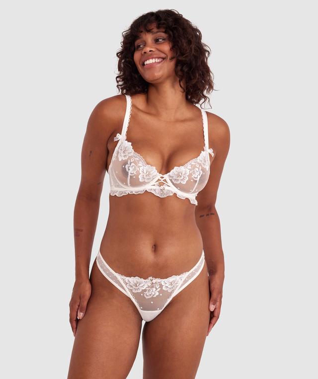 Enchanted Blooms Of Lisse V String - Ivory