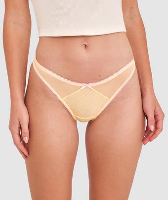 Essie G String - Light Yellow (Light Yellow)
