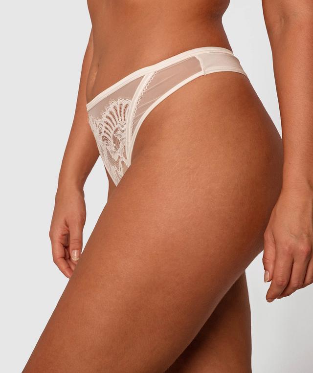 Flex Forward High Waisted V String Knicker - Ivory