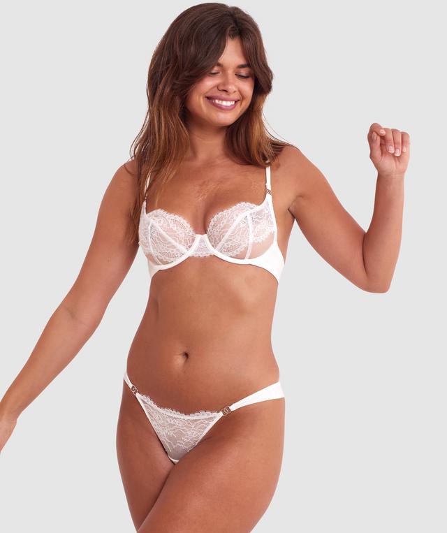 Inez V String - Ivory