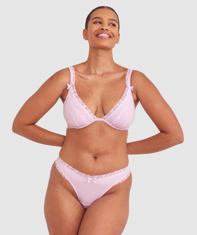 Shimma is wearing a 12 DD top and 12 bottom with bust 94cm/37in waist 70cm/27 1/2in and hip 107cm/42in. She stands at 175cm/5'9in.