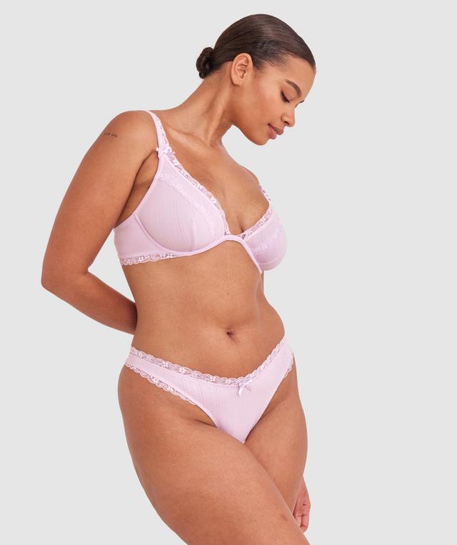 Shimma is wearing a 12 DD top and 12 bottom with bust 94cm/37in waist 70cm/27 1/2in and hip 107cm/42in. She stands at 175cm/5'9in.