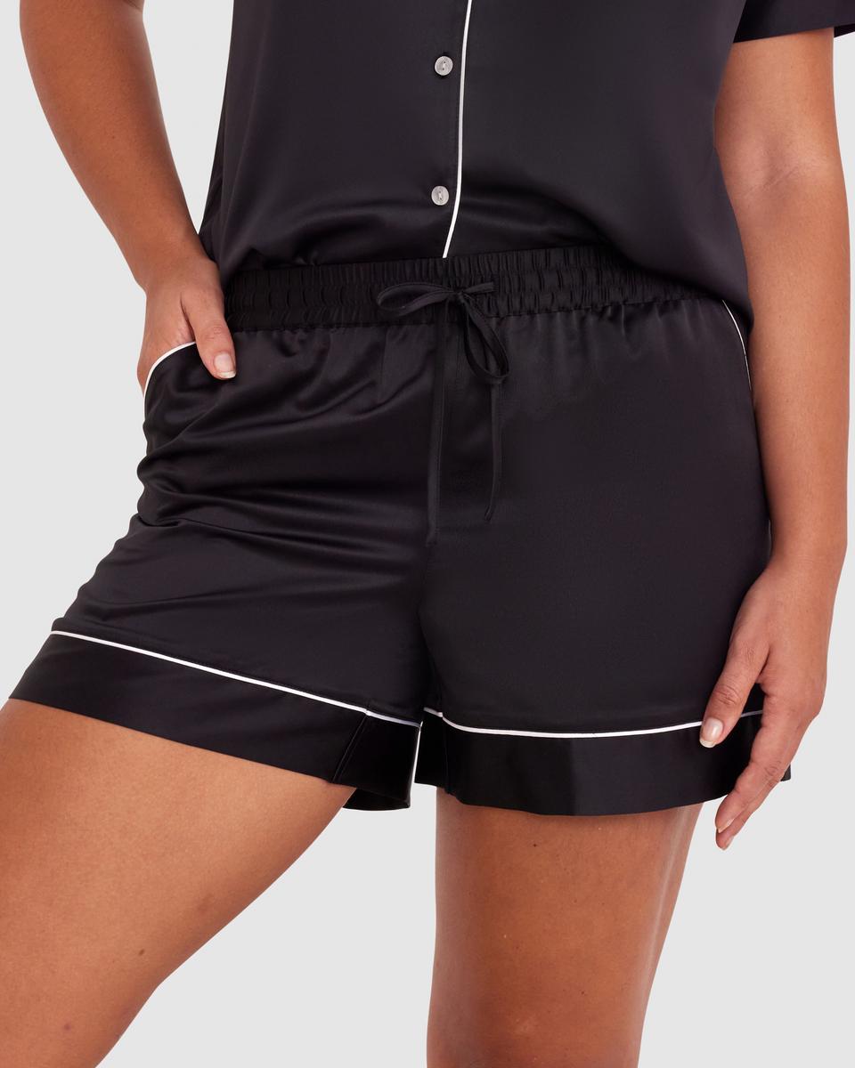 Luxe Classics Short - Black