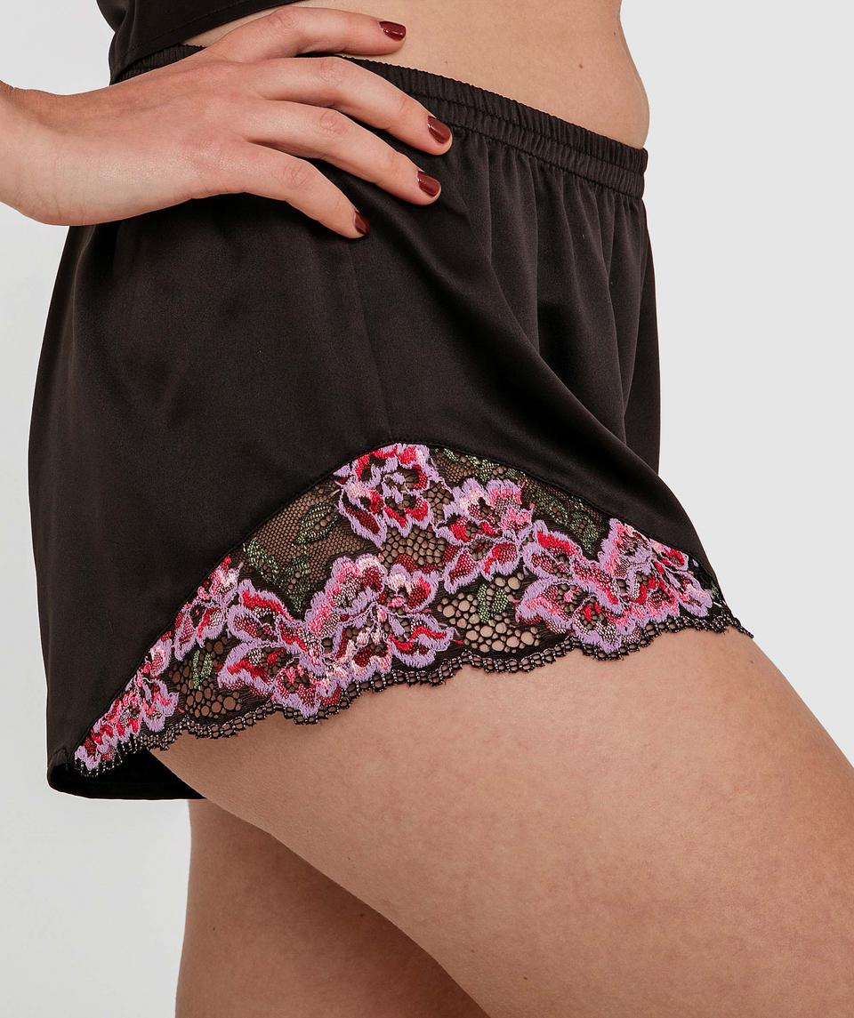 Mandy Short - Black