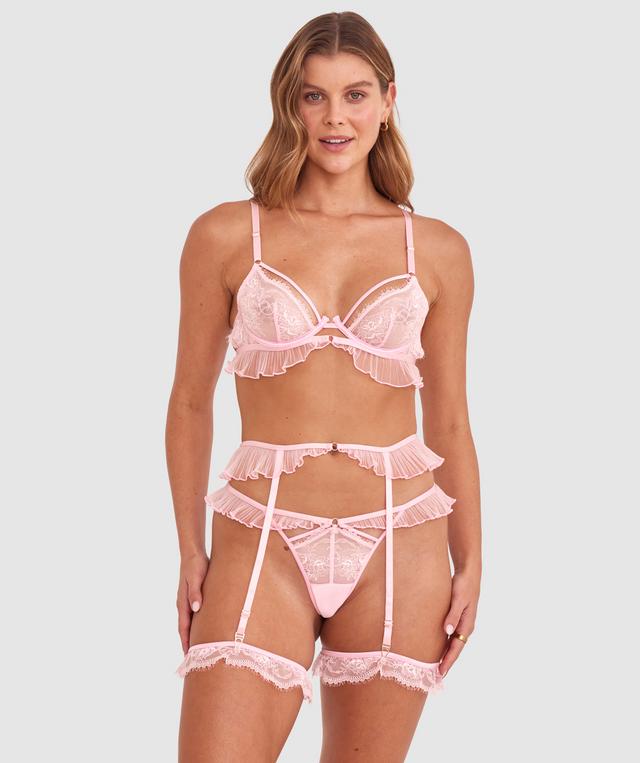 Olivia is wearing a 10B/C top and 10 bottom with bust 81cm/32in waist 65cm/25 1/2in and hip 99cm/39in. She stands at 177cm/5'9in.