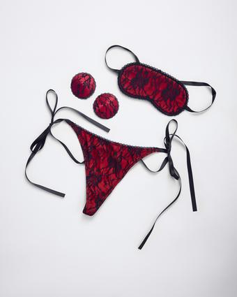 Night Games Seductress Play Kit - Red (RED)