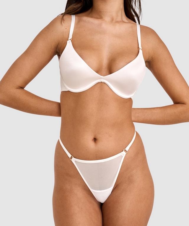 Sexy Basics String - Ivory
