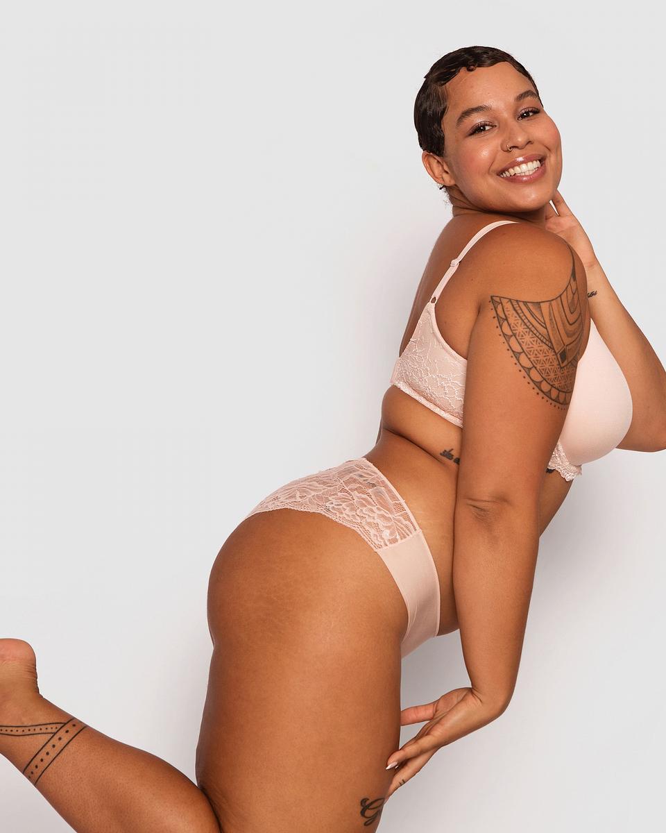 Smooth Comfort Lace Bikini Knicker - Blush Pink
