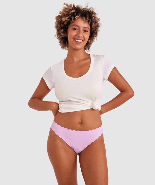 Smooth Comfort Scallop Brazilian Knicker - Lavender