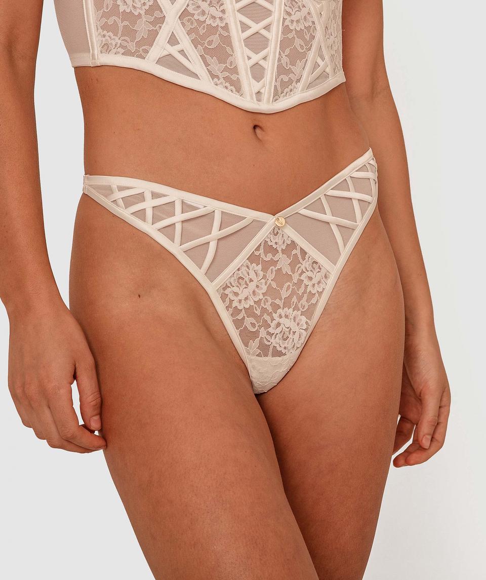 Vamp For The Lovers V String - Ivory