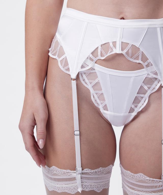 Vamp Hopeless Romantic Suspender - Ivory