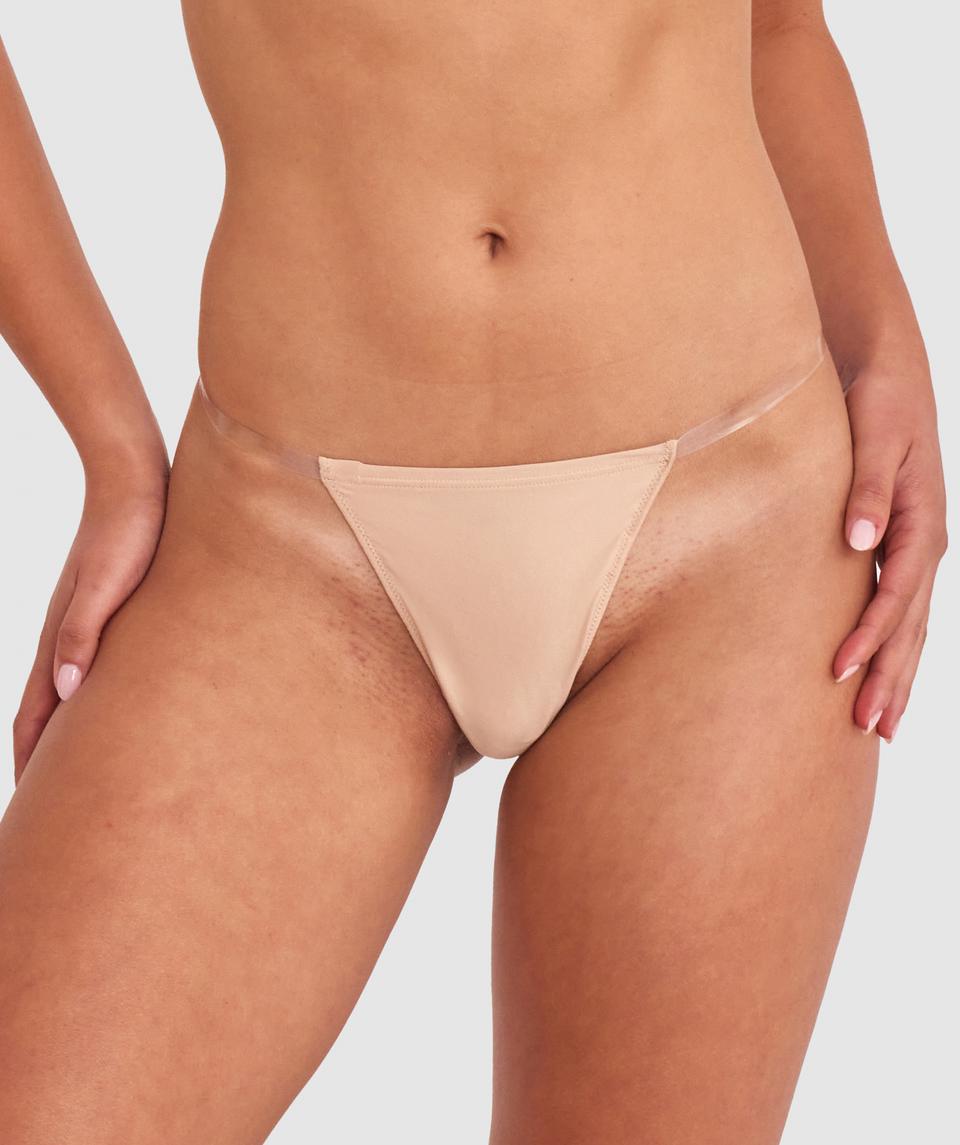 Mia is wearing a 10BC bra and size 10 underwear, with bust 82cm/32.5in, waist 69cm/27in, and hip 91cm/36in. She stands at 171cm/5'7.5in.